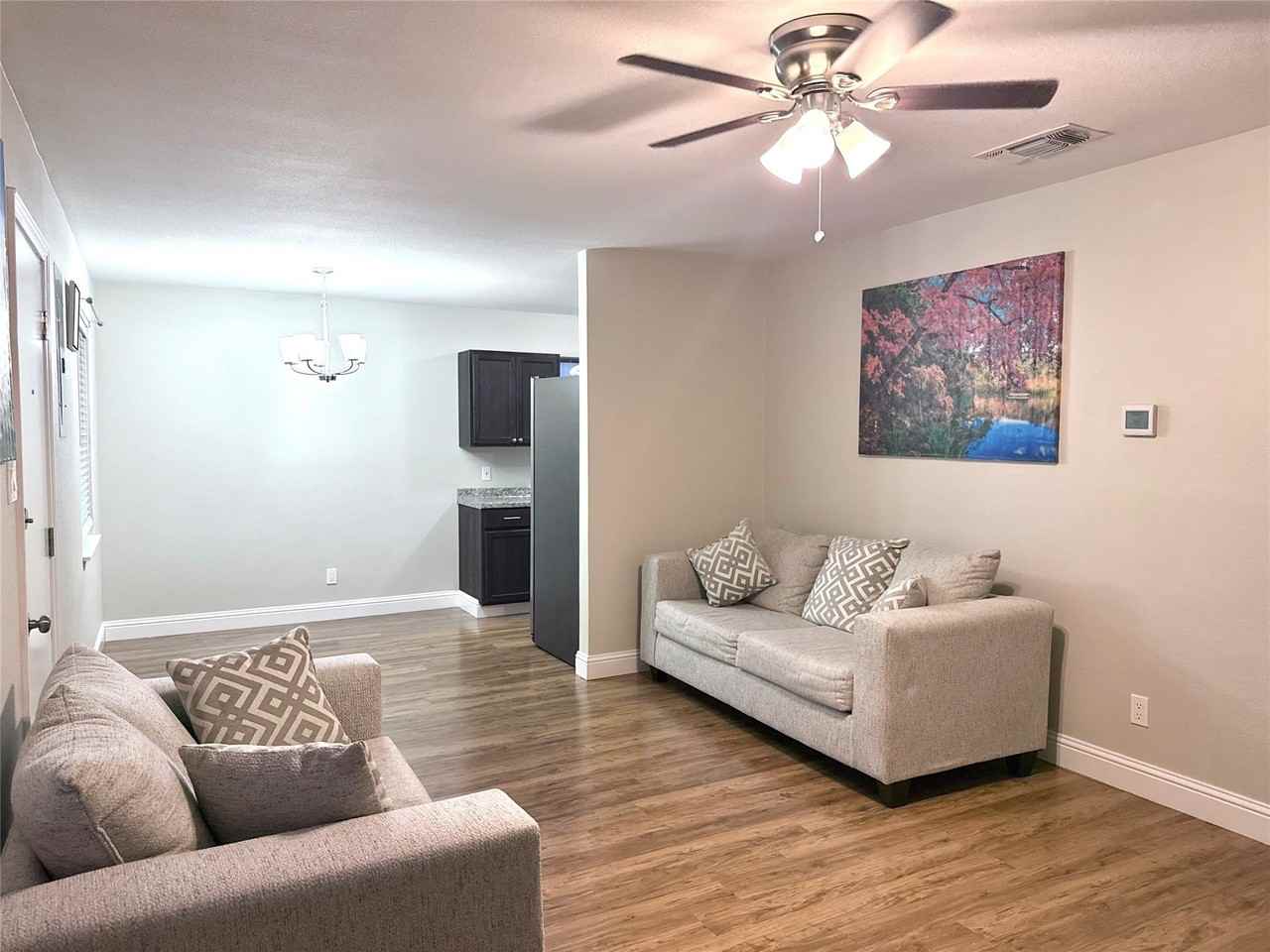 8216 Richard St - Photo 4 of 13