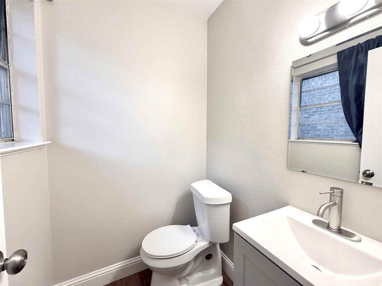8216 Richard St - Photo 7 of 13