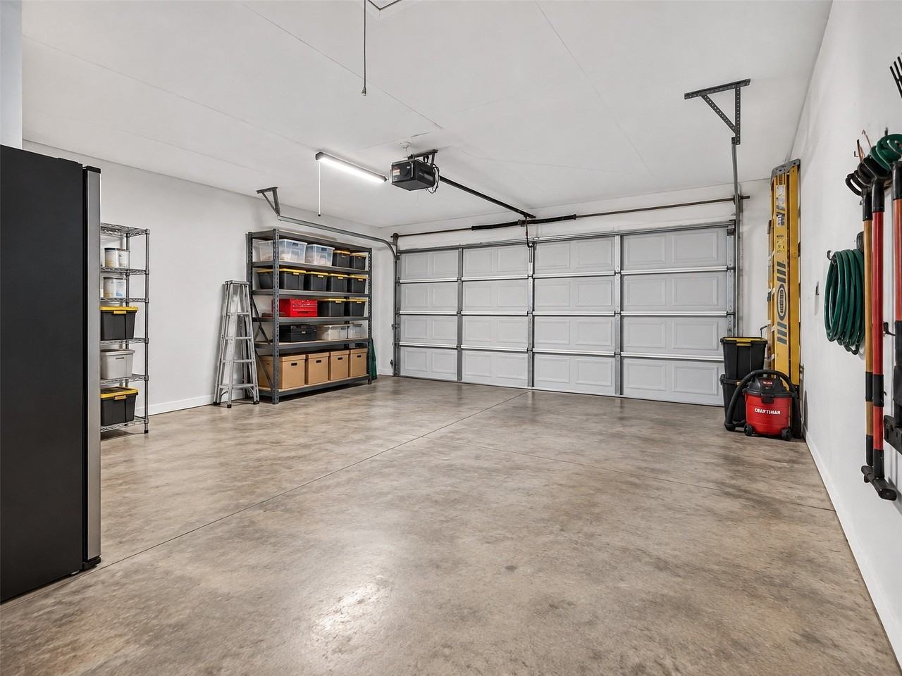 1623 Brookleaf Dr - Photo 4 of 20