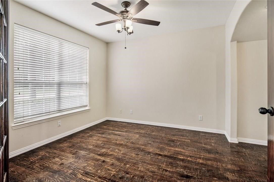 4441 White Rock Ln - Photo 6 of 30