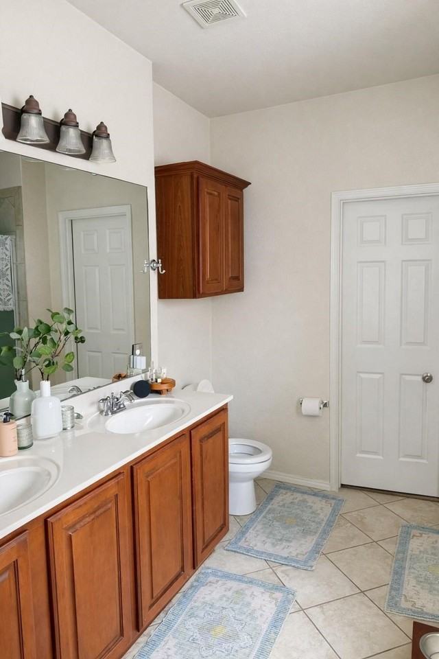 15712 Ringdove Ct - Photo 4 of 13