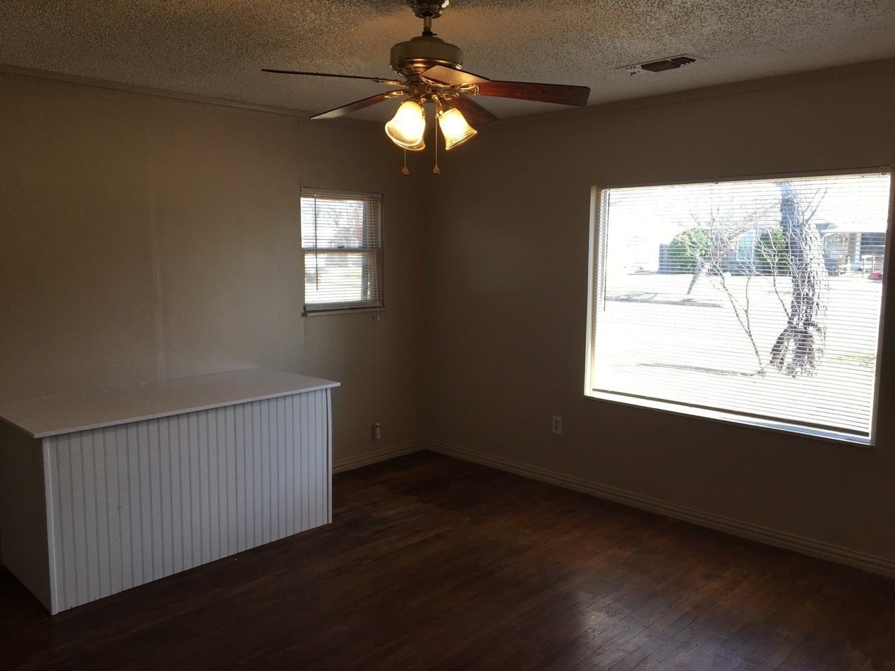 1850 Chestnut St - Photo 7 of 13