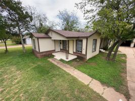 featured image of 559 E North 21st St