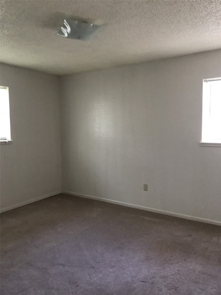 8 Ron Cir - Photo 5 of 11