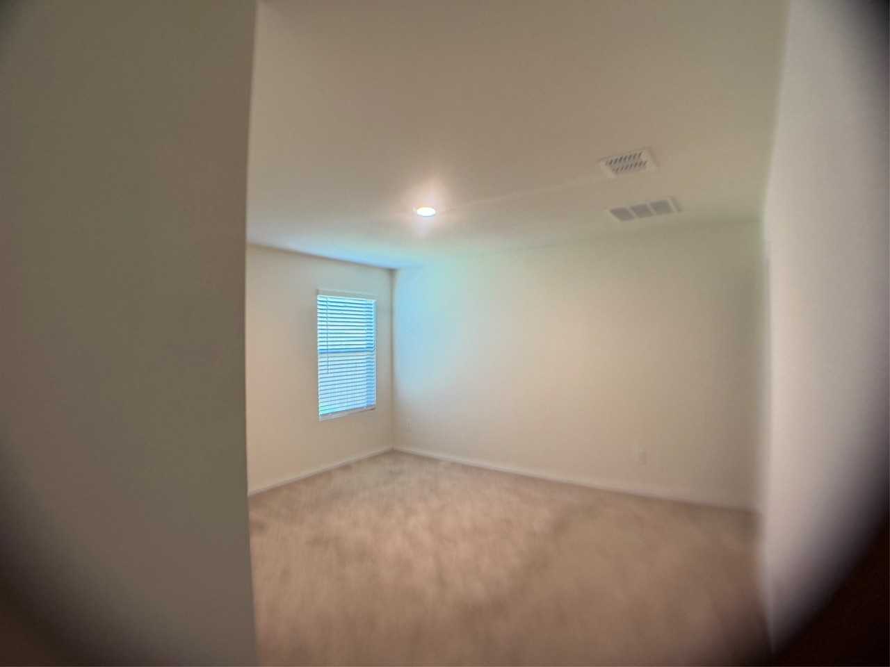 1602 Stonefield Dr - Photo 5 of 13