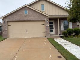 featured image of 1602 Stonefield Dr