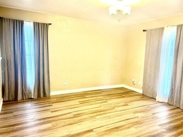 904 W Ave E - Photo 7 of 22