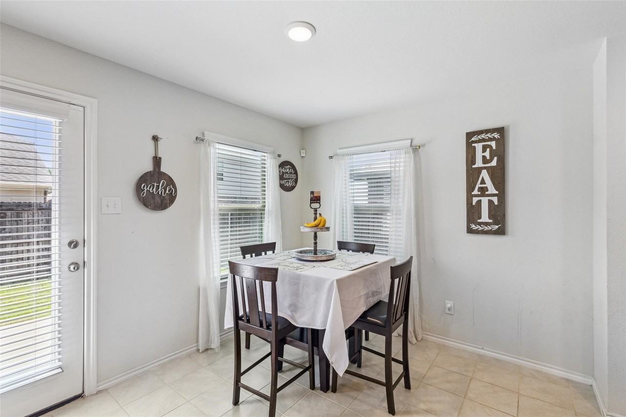 706 Rustic Meadows Trl - Photo 6 of 22