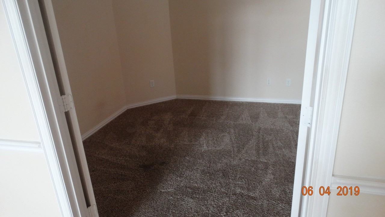 3412 Porter Creek Dr - Photo 4 of 16