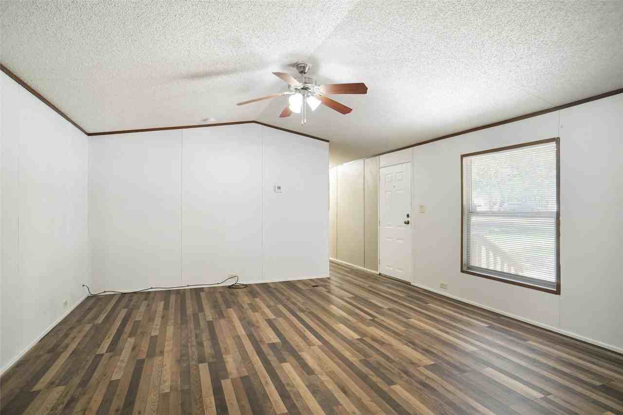 1652 Sheila Dr - Photo 4 of 16