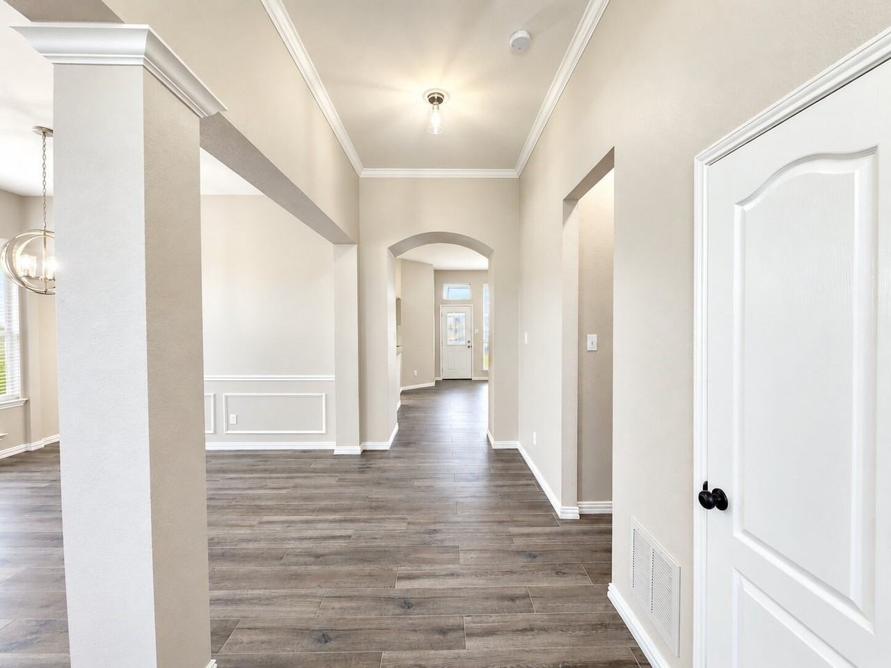 11701 Amber Valley Dr - Photo 2 of 18