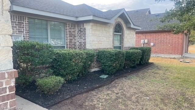 109 Atlantic Ave - Photo 2 of 22