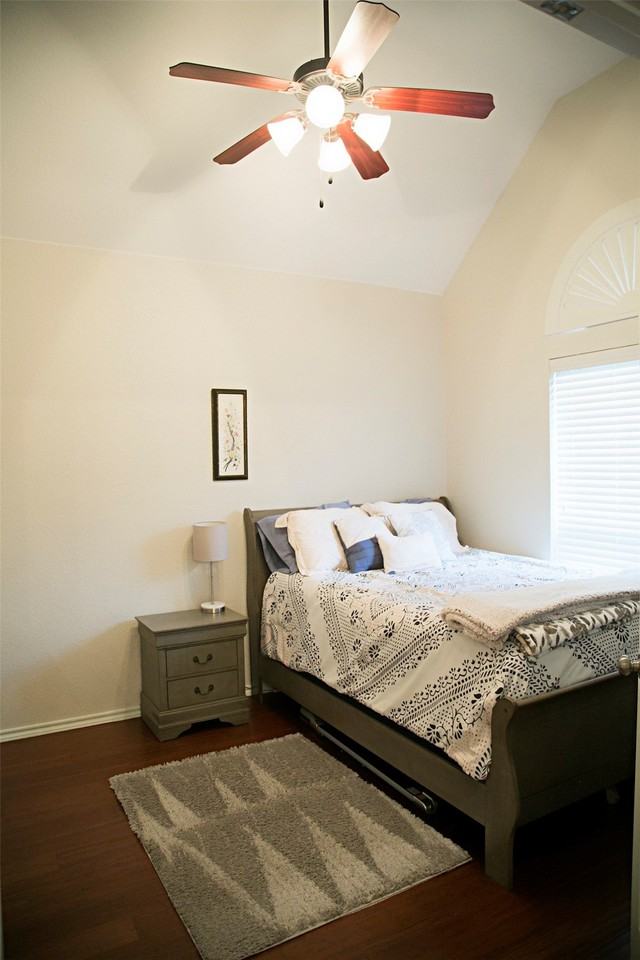 7416 Rolling Hills Dr - Photo 5 of 27