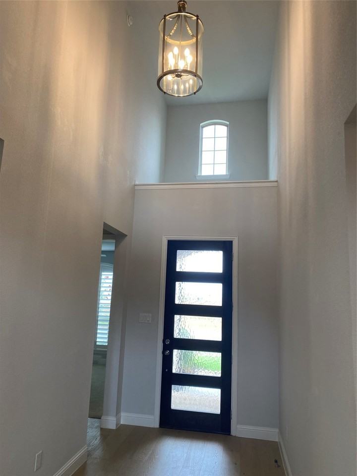 409 Caddo Ridge Ln - Photo 4 of 39