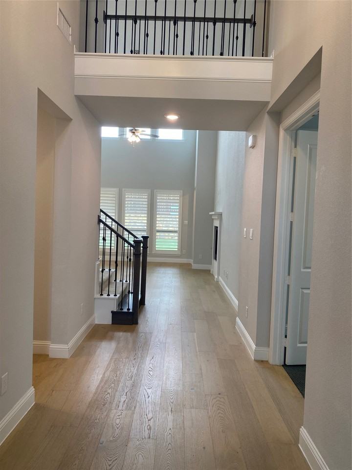 409 Caddo Ridge Ln - Photo 5 of 39