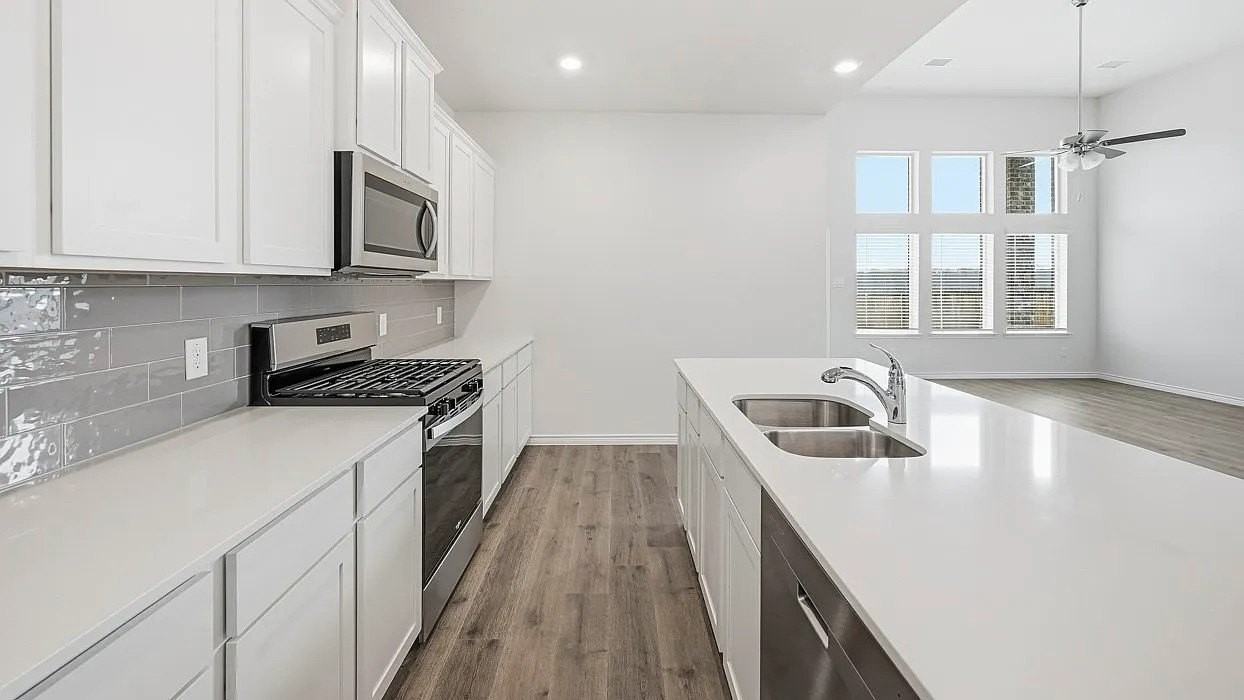 2039 Ketchum Ln - Photo 2 of 20