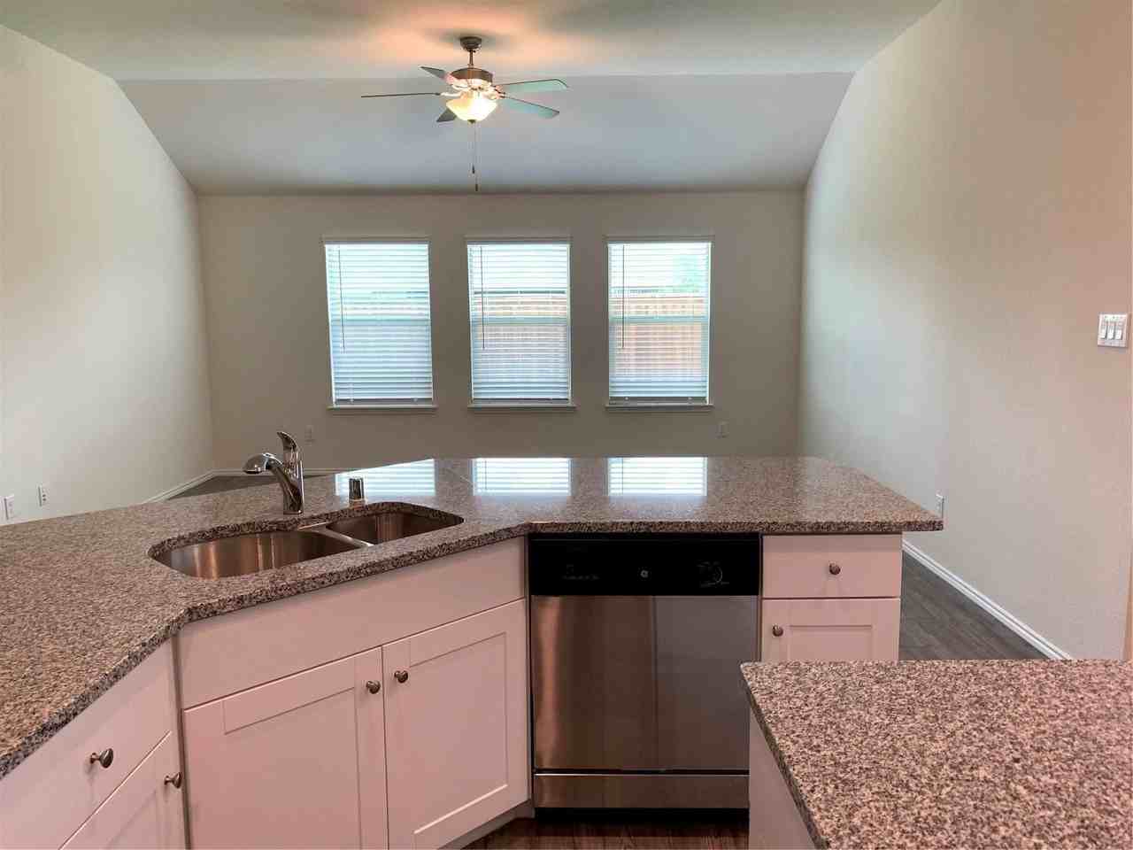 2449 Evening Stone Dr - Photo 6 of 31