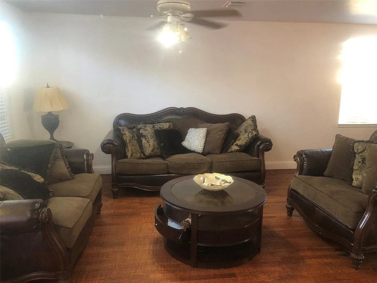 4309 Mayberry Ln - Photo 3 of 5