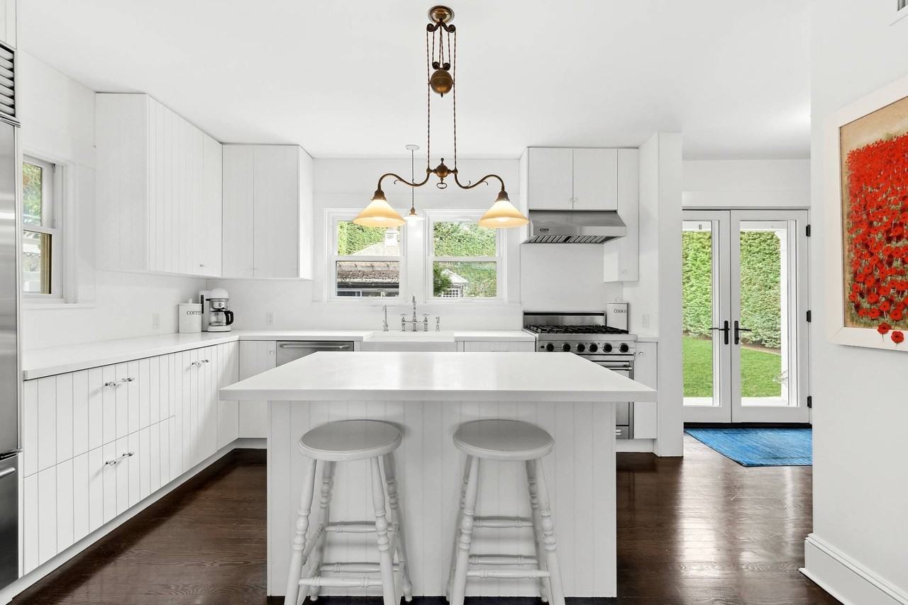 44 Little Plains Rd - Photo 6 of 23