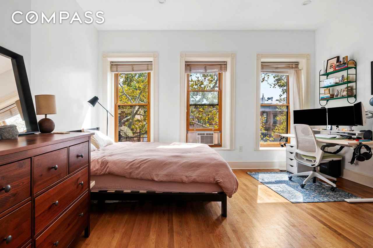 561 Halsey St #2 - Photo 6 of 11
