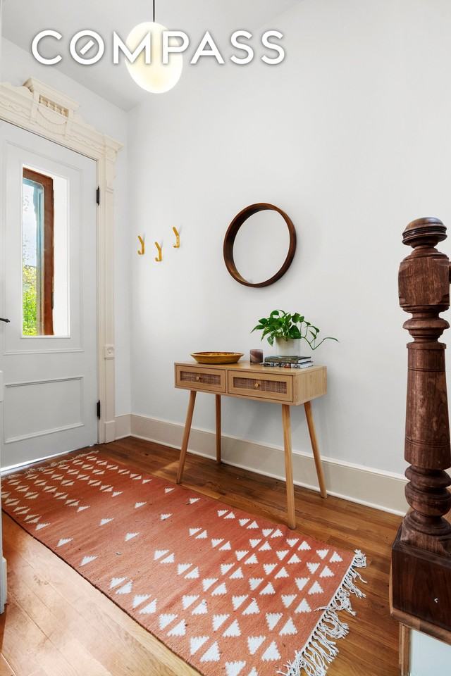 561 Halsey St #2 - Photo 7 of 11