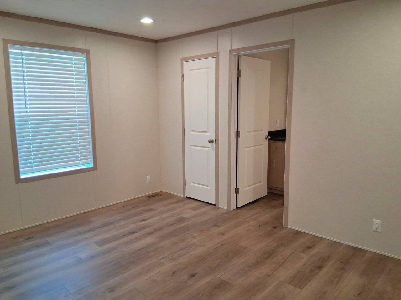 3899 Marion Williamsport Rd E #37 - Photo 5 of 8