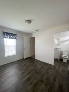 1013 Tangelo St - Photo 4 of 10