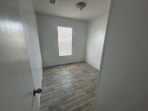 1013 Tangelo St - Photo 5 of 10