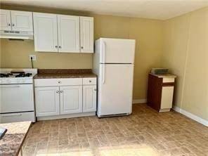 26 E Main St #4 - Photo 2 of 12