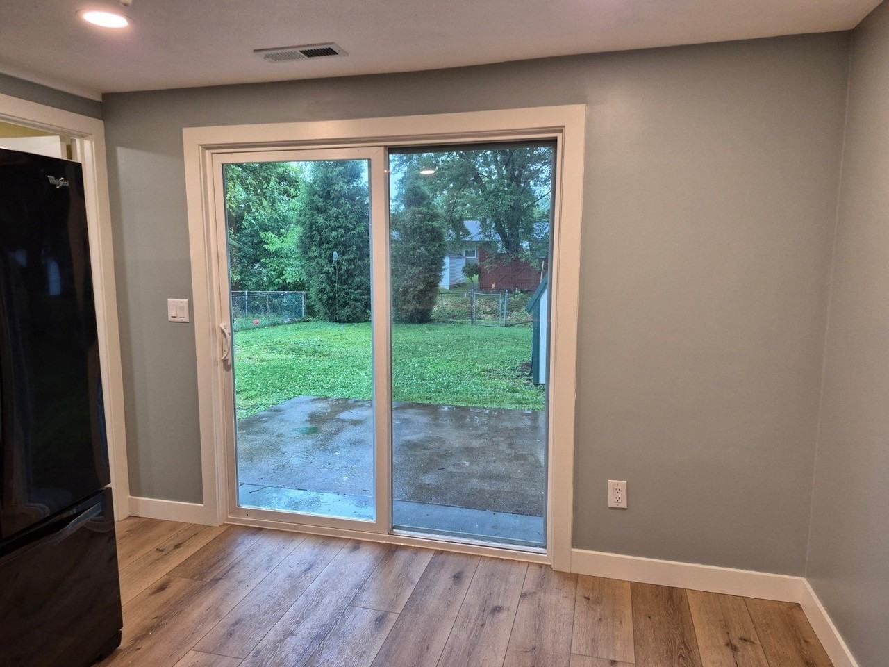 620 19th St - Photo 7 of 28