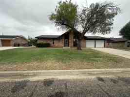 featured image of 4008 Vicky St
