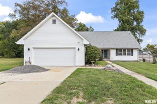 113 W Walnut St - Photo 1 of 1