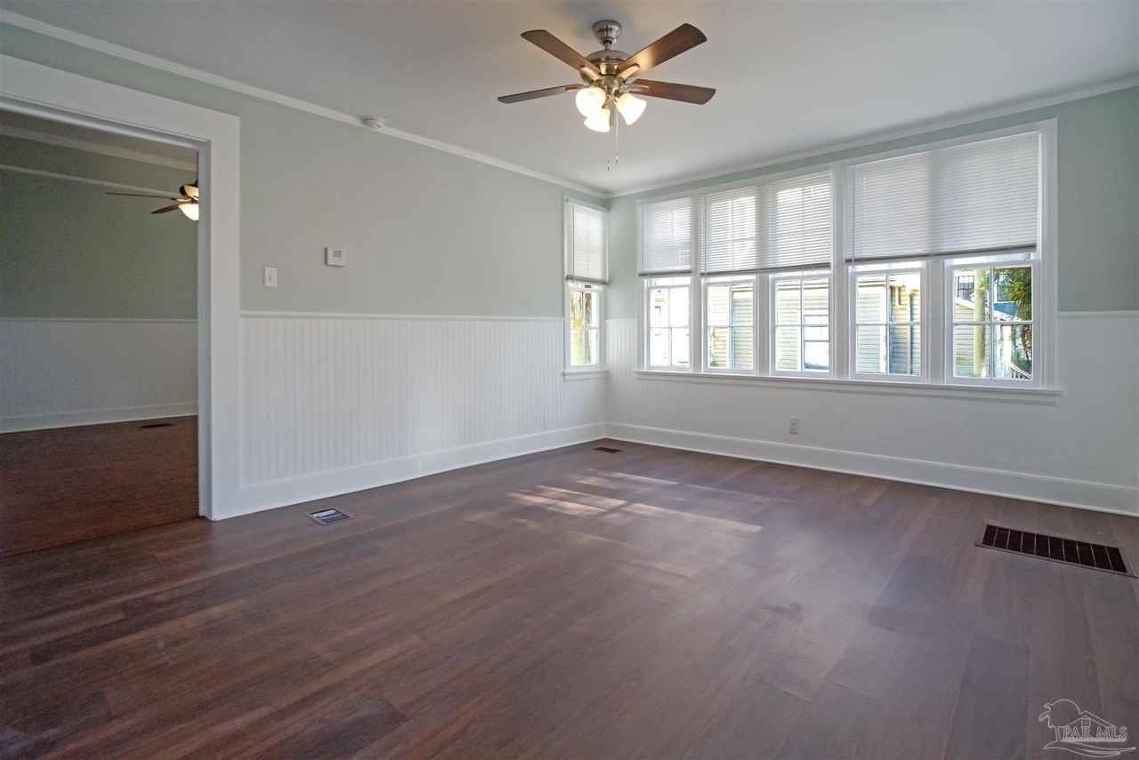 911 N Spring St #2 - Photo 5 of 12