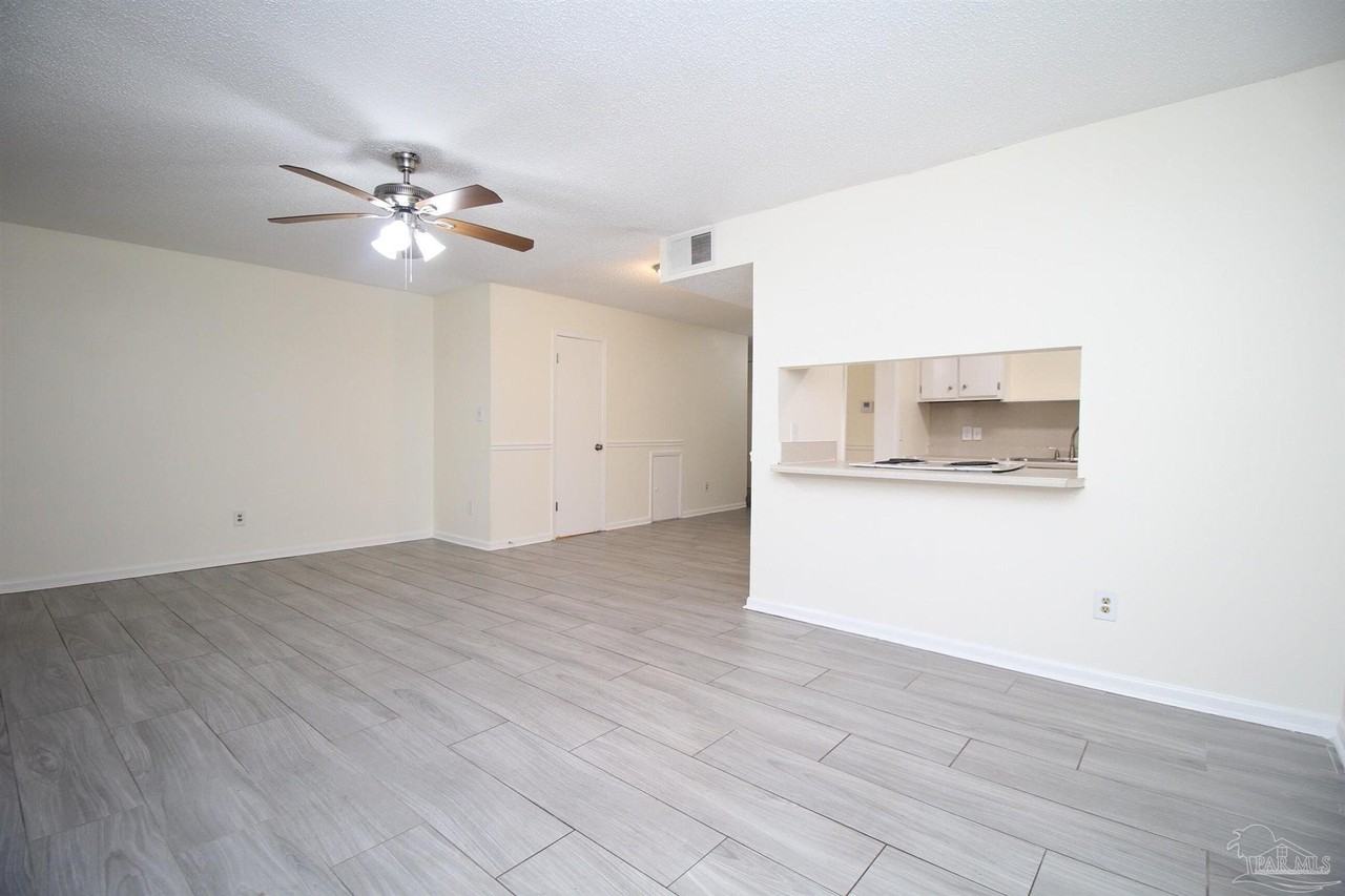 8150 Lillian Hwy - Photo 5 of 25