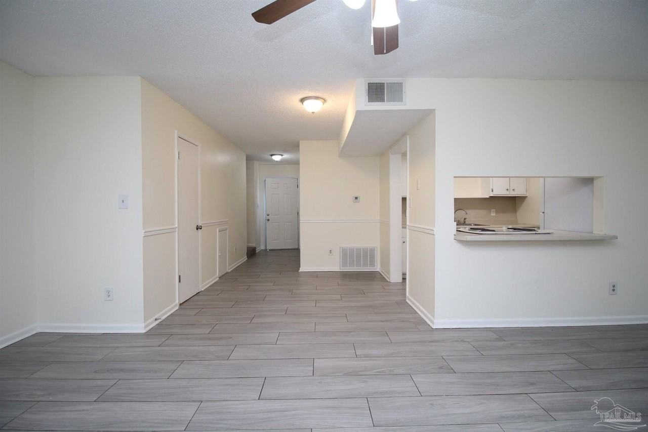 8150 Lillian Hwy - Photo 6 of 25