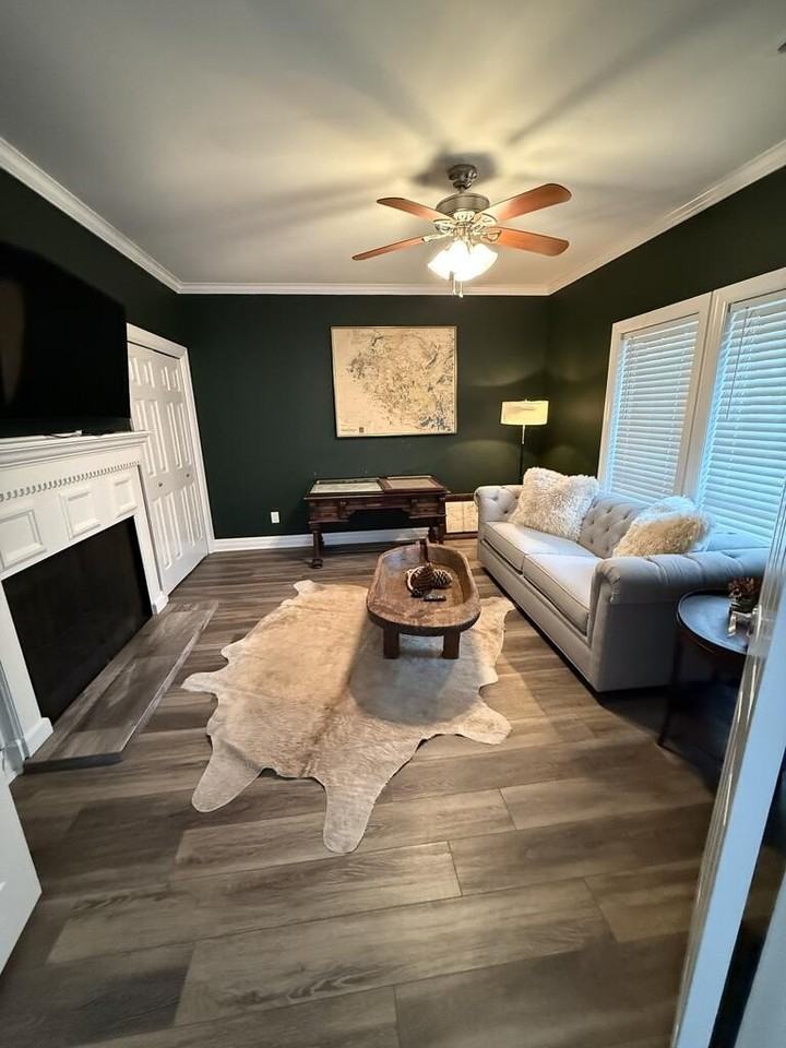 45 Lafayette Pl - Photo 2 of 12