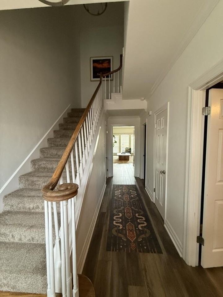 45 Lafayette Pl - Photo 3 of 12