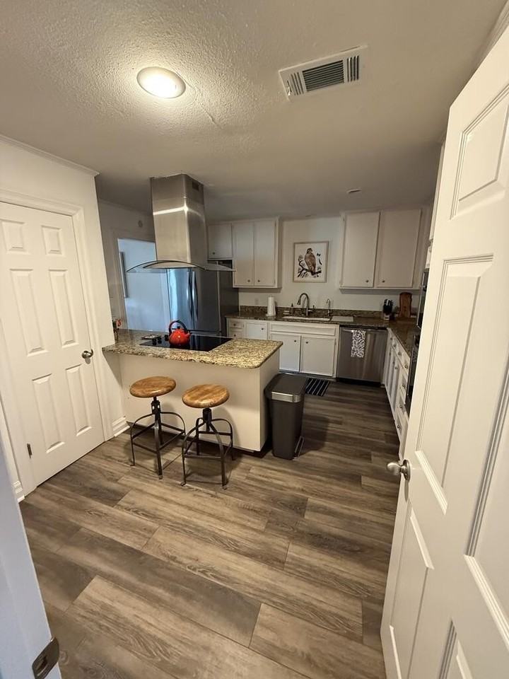 45 Lafayette Pl - Photo 4 of 12