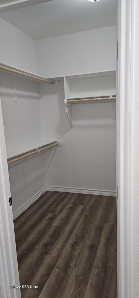 1104 Osprey Dr - Photo 3 of 12