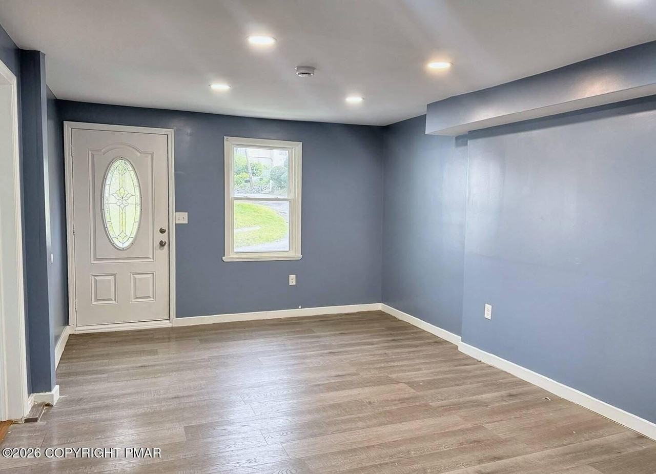 414 15th Ave #1 - Photo 2 of 19