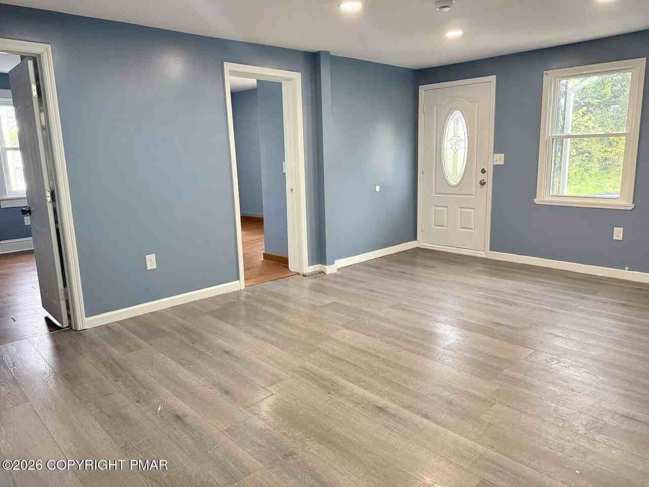 414 15th Ave #1 - Photo 3 of 19