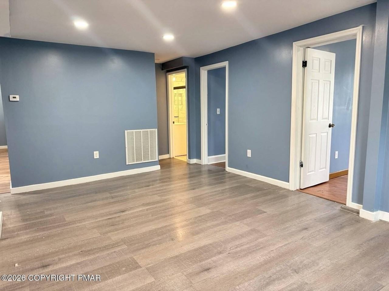 414 15th Ave #1 - Photo 4 of 19