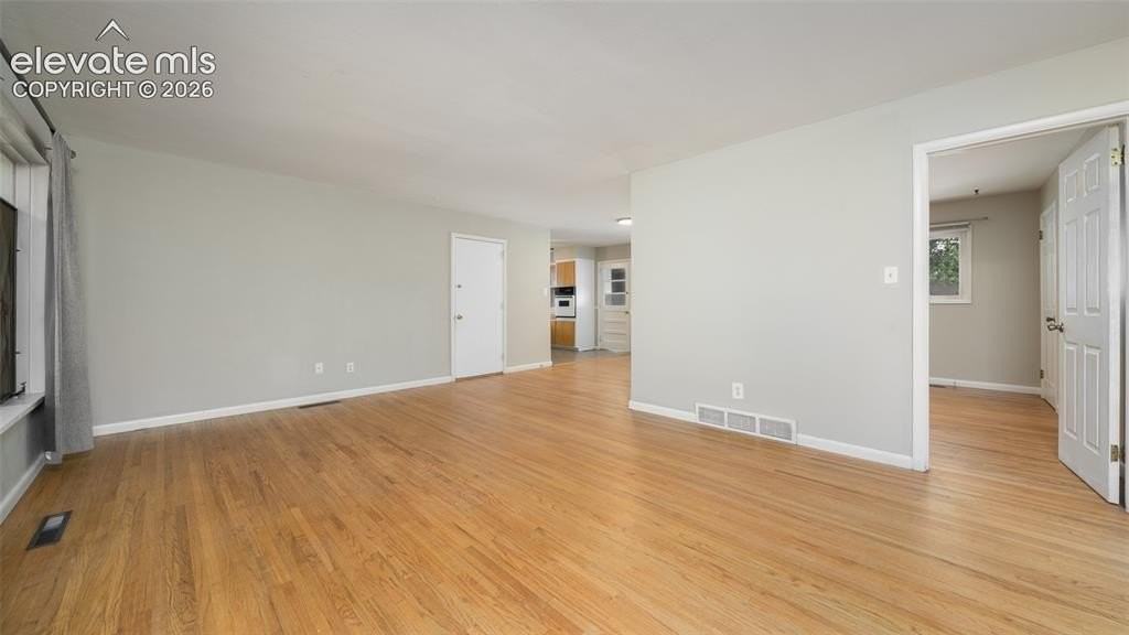 3705 Sheffield Ln - Photo 4 of 16