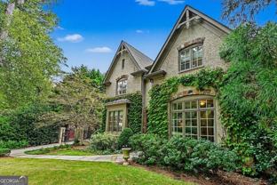 3901 N Stratford Rd Ne - Photo 1 of 1