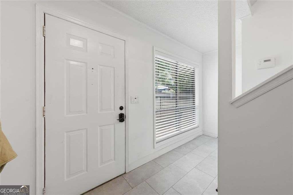 1098 Creatwood Pl Se - Photo 4 of 32