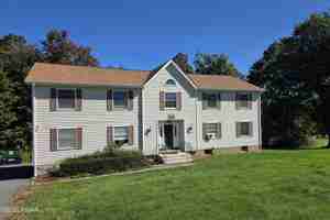 featured image of 865 Avoy Rd #16