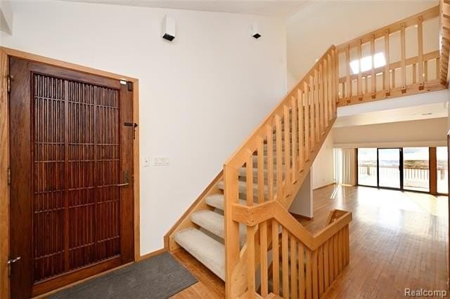 1825 Long Pointe Dr - Photo 3 of 46