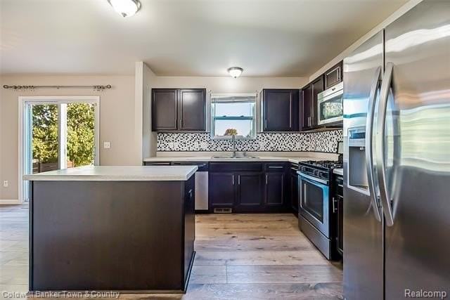 8401 Walnut Hl - Photo 3 of 30