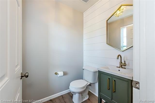 8401 Walnut Hl - Photo 7 of 30