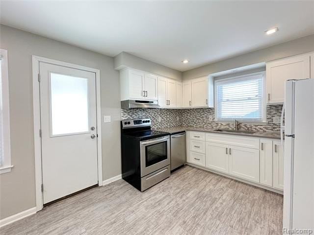 322 Oakdale St - Photo 6 of 20